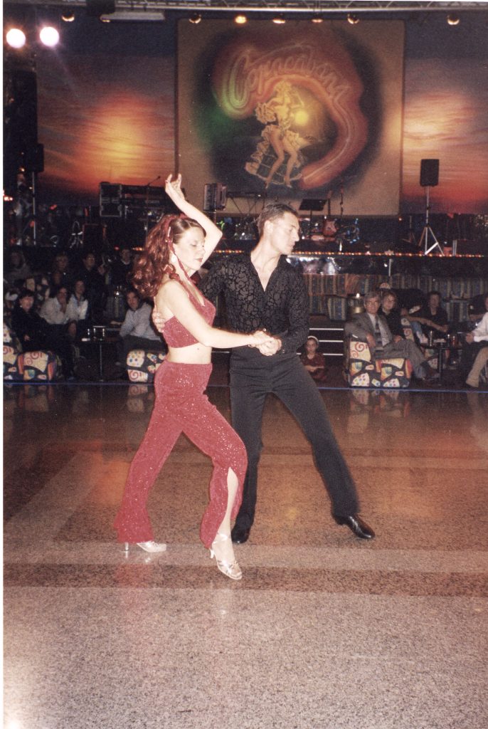 istruttori che ballano latino - scuola danza brugherio, scuola danza milano est, scuola danza monza brianza, corsi danza bambini brugherio, danza sportiva milano, ballo coppia brianza, colibrì dance, colibri dance